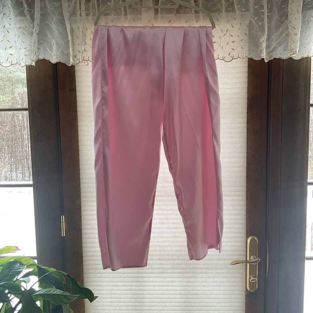 Light Pink Cropped Pants